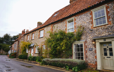 Rights of Cohabitees & Implications Of Marriage & Divorce | Wills - Guide Image
